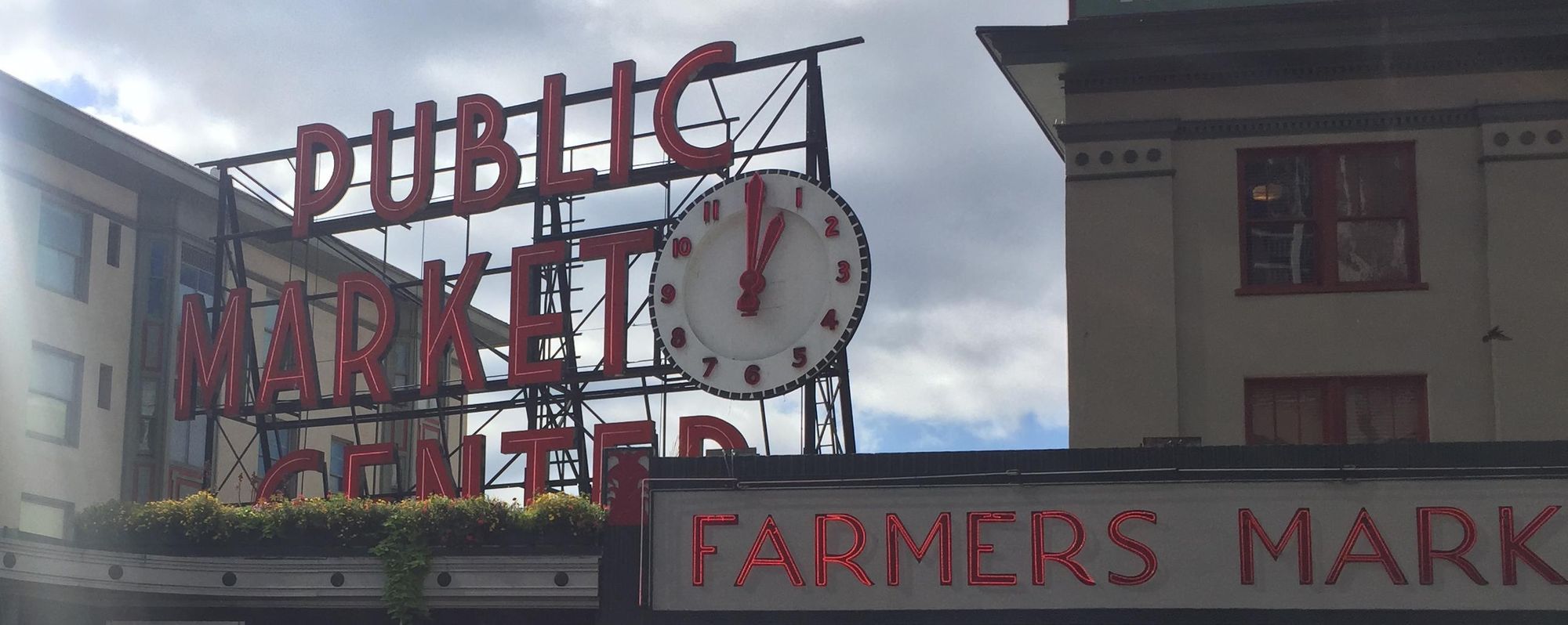 Pike Place Market ja Athenian Seafood bar